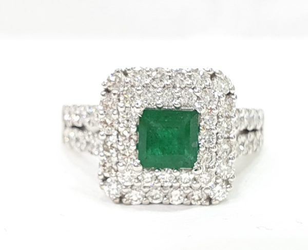 Natural Emerald Stone Diamonds Ring