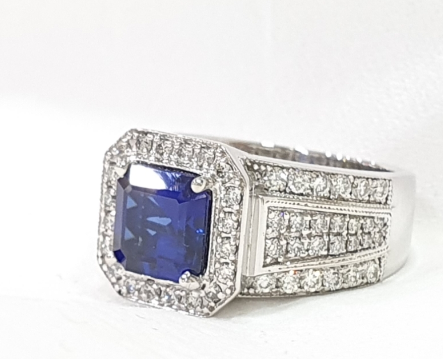 The Soliare Ring | BlueStone.com