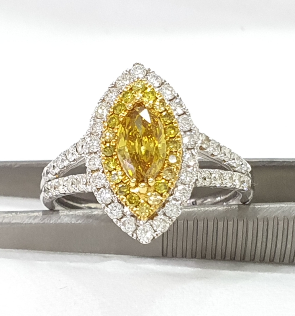 Marquise Engagement Ring - Minimalist Engagement Ring – ARTEMER