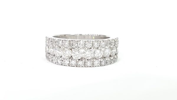 Round-Cut Diamond Wedding Band