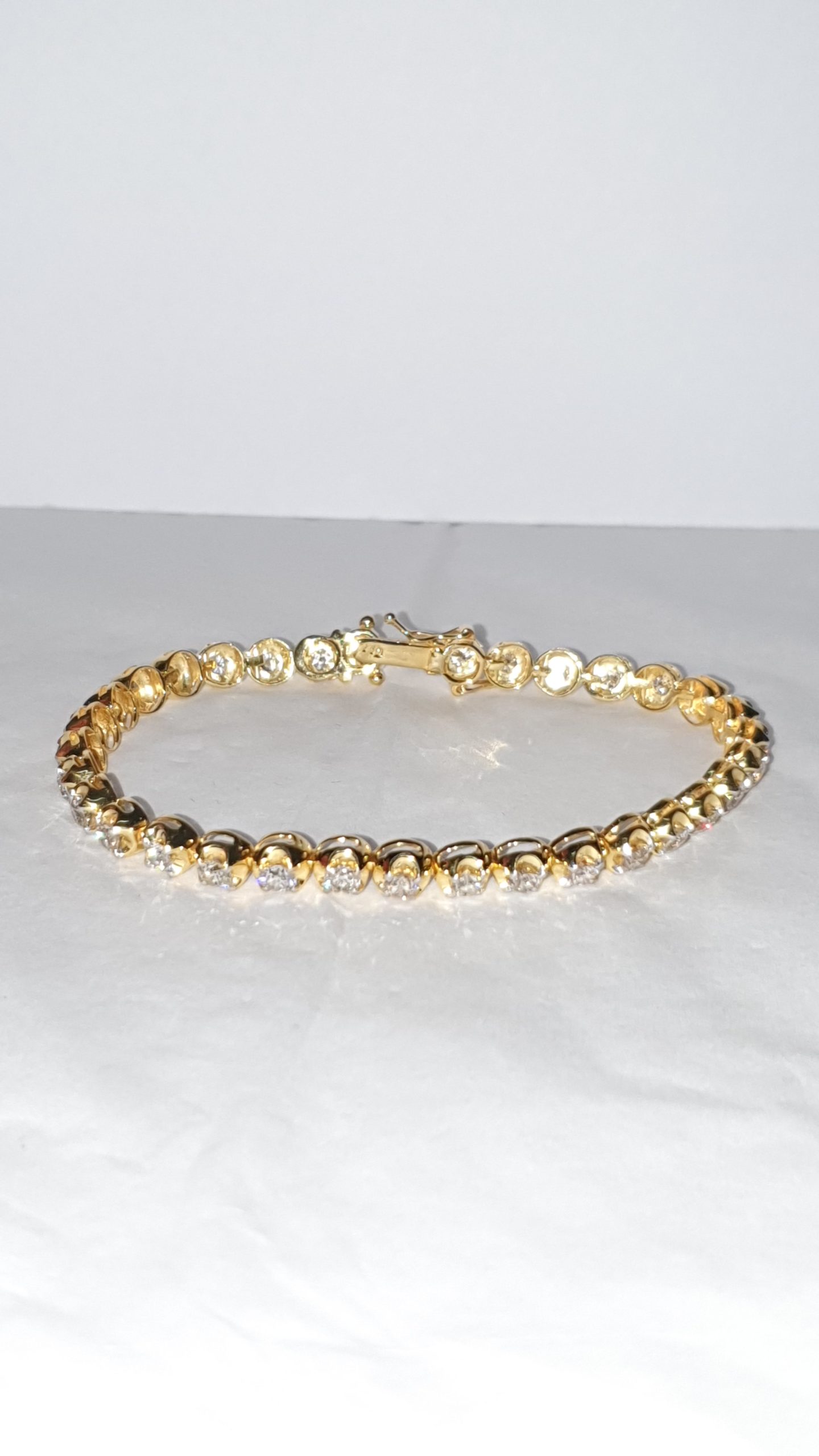 CUSTOM 18K Women's Diamond Tennis Bracelet - Etsy